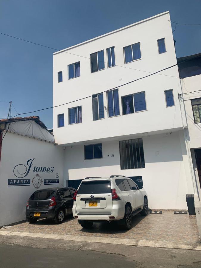 Apartahotel Juane'S Cali Eksteriør billede